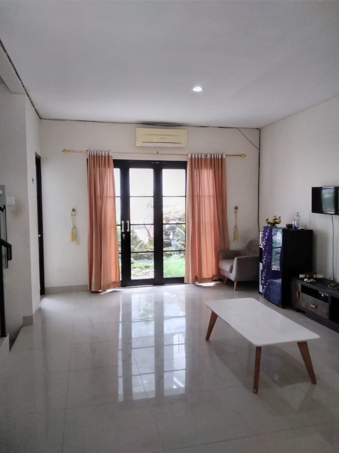 Rumah disewakan di Cosmo Lippo Cikarang